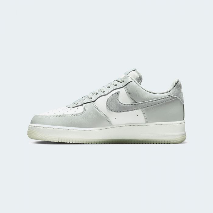 Air Force 1 07 LV8